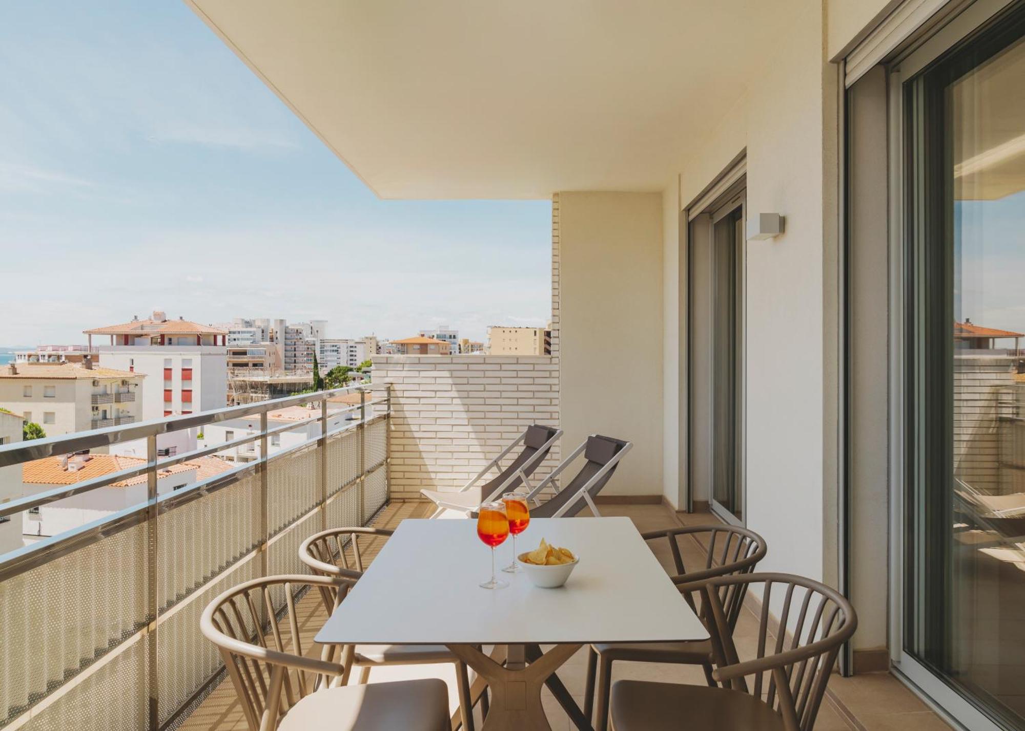 Apartamentos Roses Platja Exterior foto